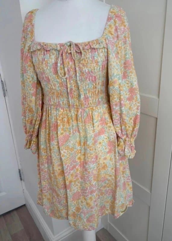 New Look New look floral milkmaid smock dress size 10