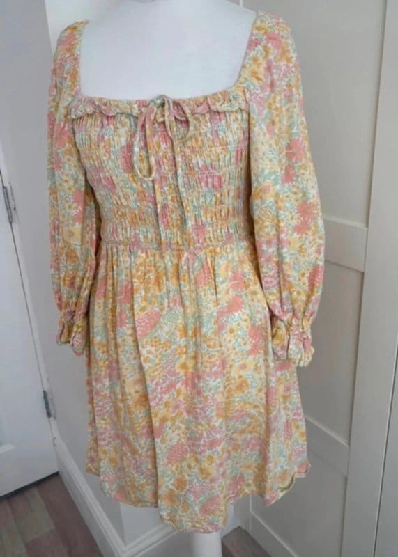 New Look New look floral milkmaid smock dress size 10 - 1