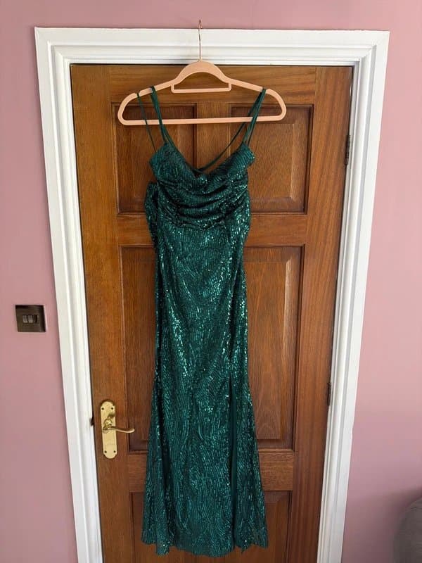 Quiz Quiz emerald sequin green occasion prom dress new with tags size XS UK6