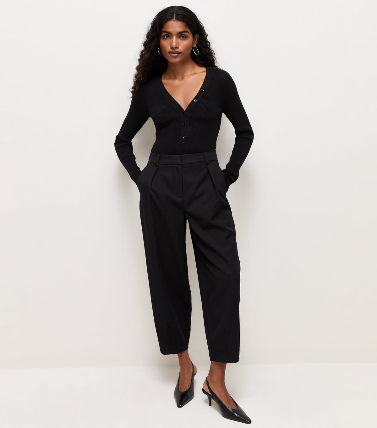 New Look Women's Petite Black Tailored Barrel Leg Trousers New Look