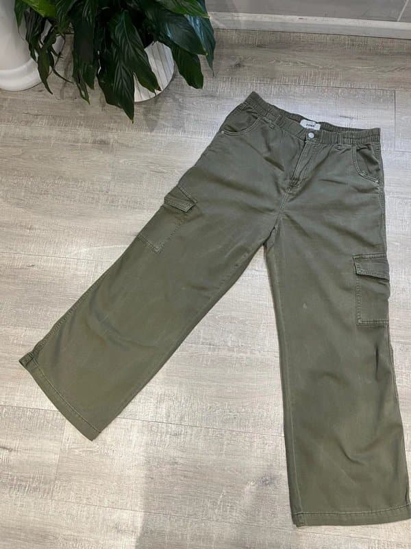 New Look New Look cargo pants wide leg pants size 12 petite khaki