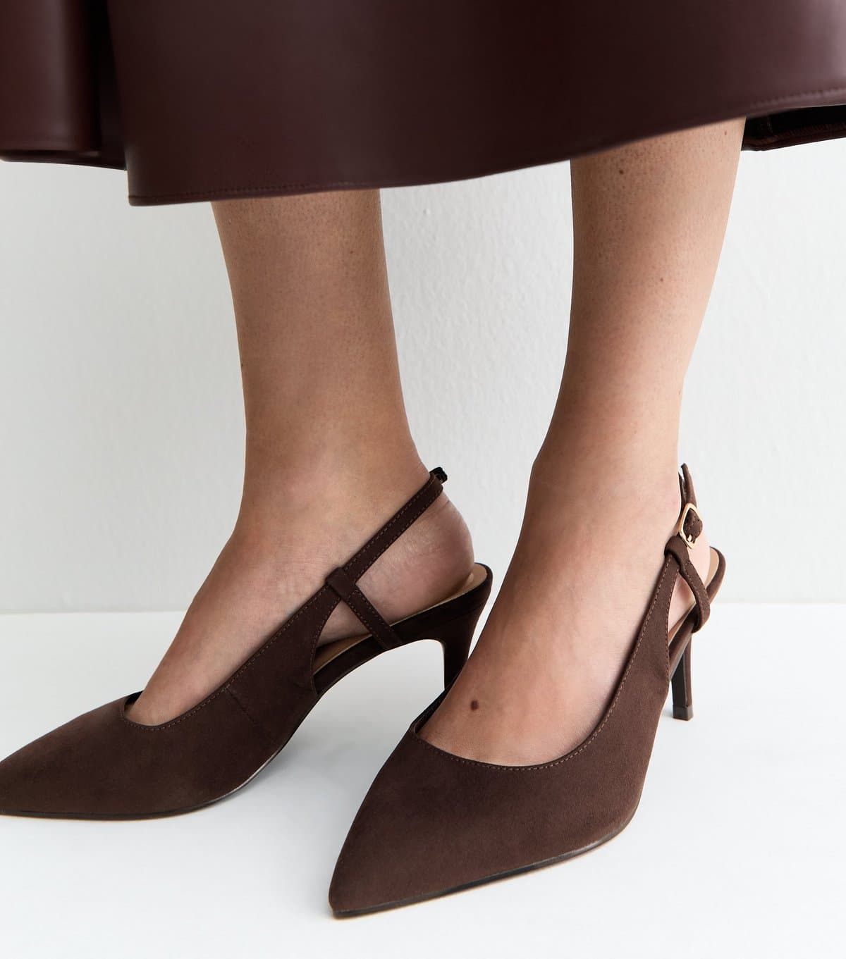 New Look Women's Extra Wide Fit Dark Brown Faux Suede Slingback Pumps Vegan New Look