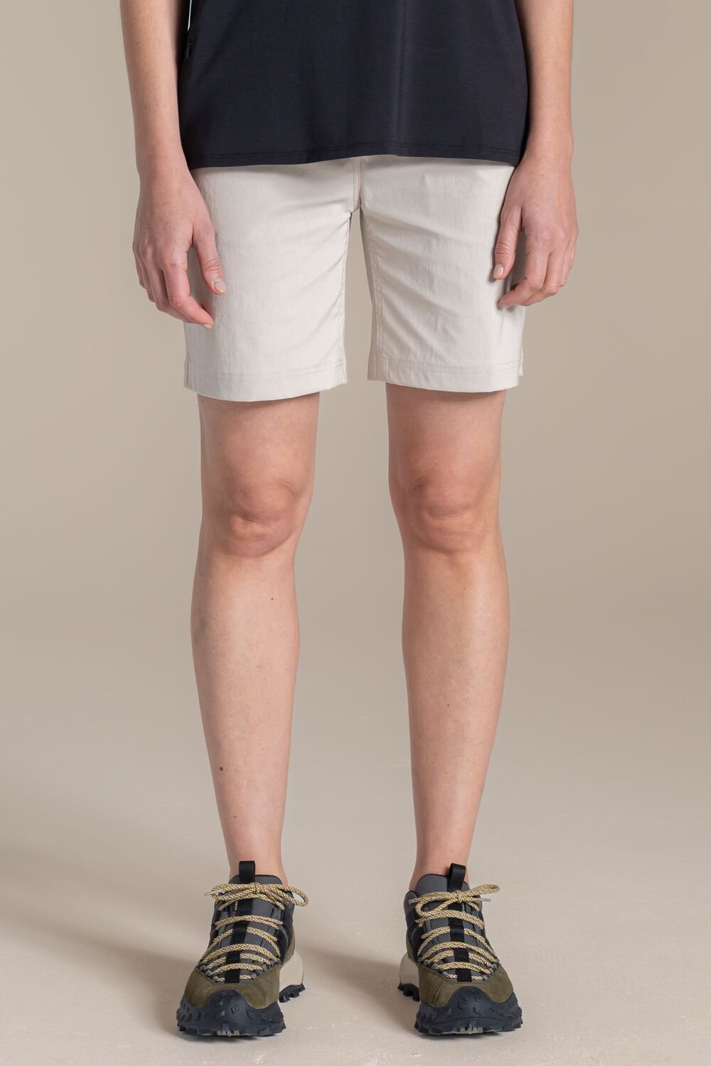 Craghoppers Craghoppers Women's Kiwi Pro III Water Repellent Anti-Insect Shorts in Cream - 2