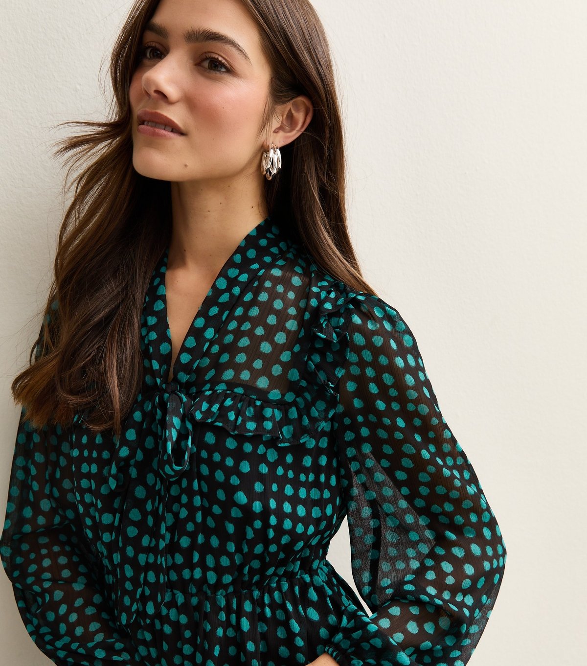 New Look Women's Petite Blue Spotty Pussybow Mini Dress New Look - 2