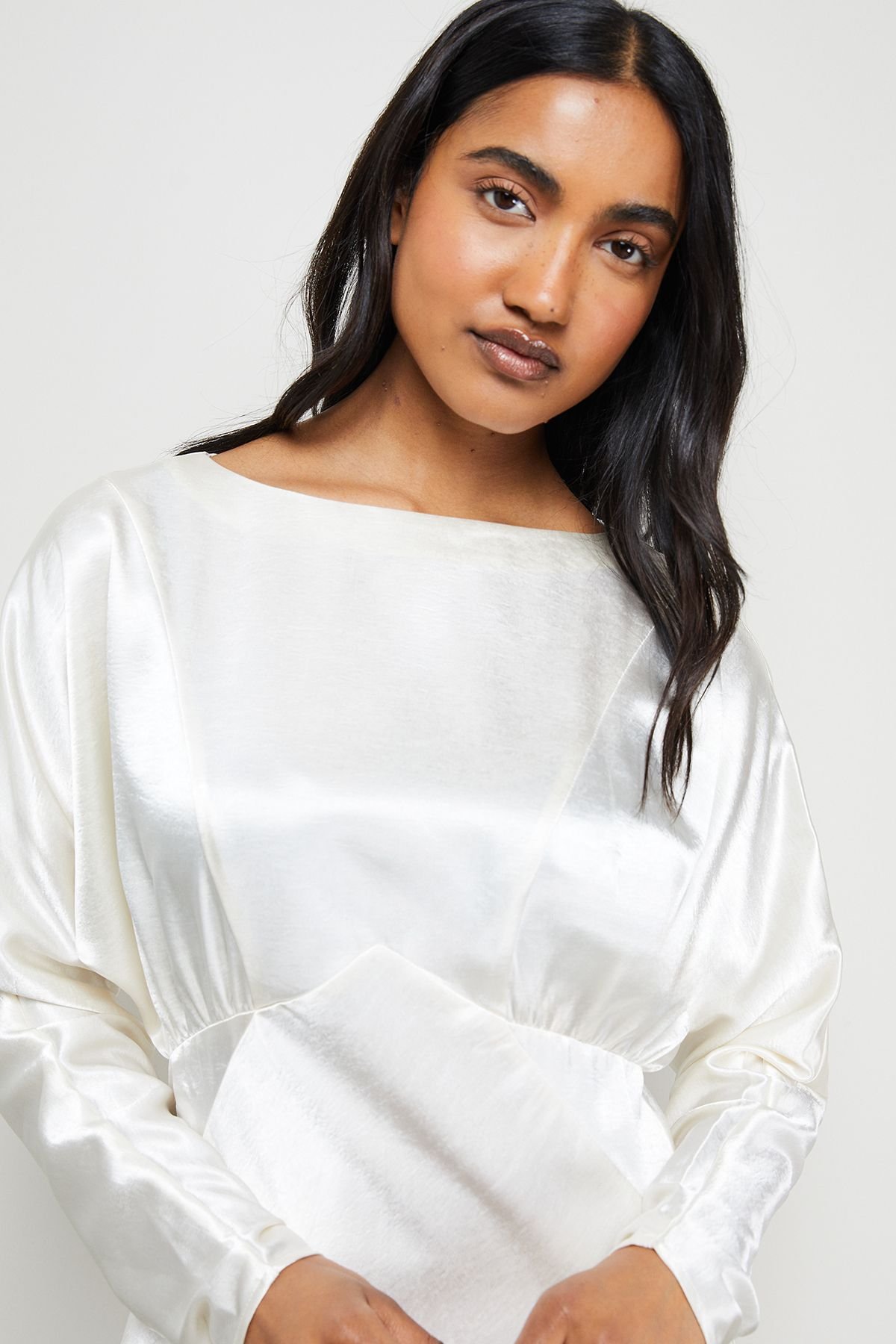 Warehouse Warehouse Women's Satin Batwing Draped Midaxi in Cream - 4