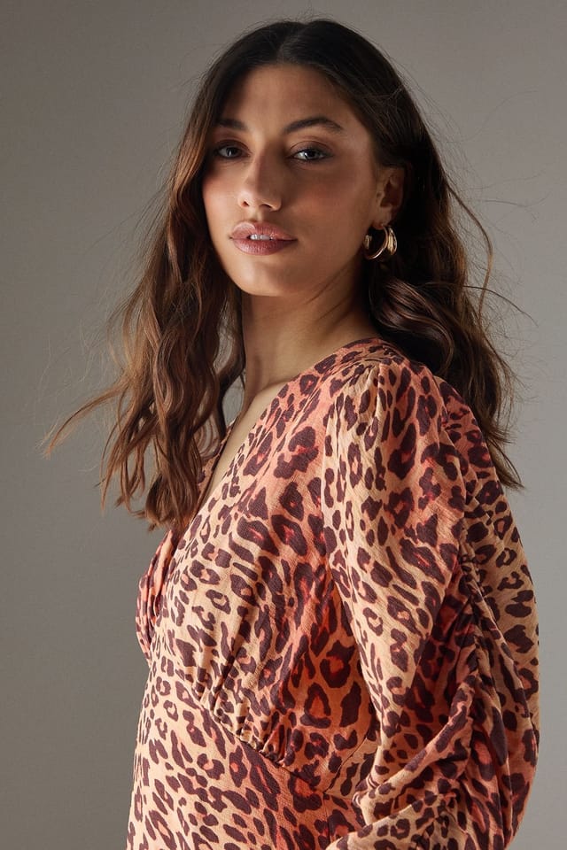 Warehouse Warehouse Women's Viscose Leopard V Neck Puff Sleeve Midi Dress - 3