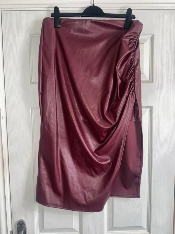 River Island River Island Uk 18 red faux leather pull on midi skirt worn once