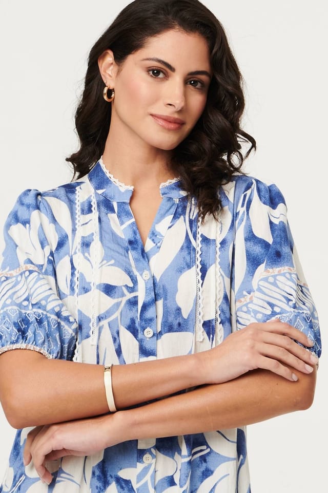 Izabel London Izabel London Women's Leaf Print 1/2 Sleeve Knee Length Dress in Blue - 2