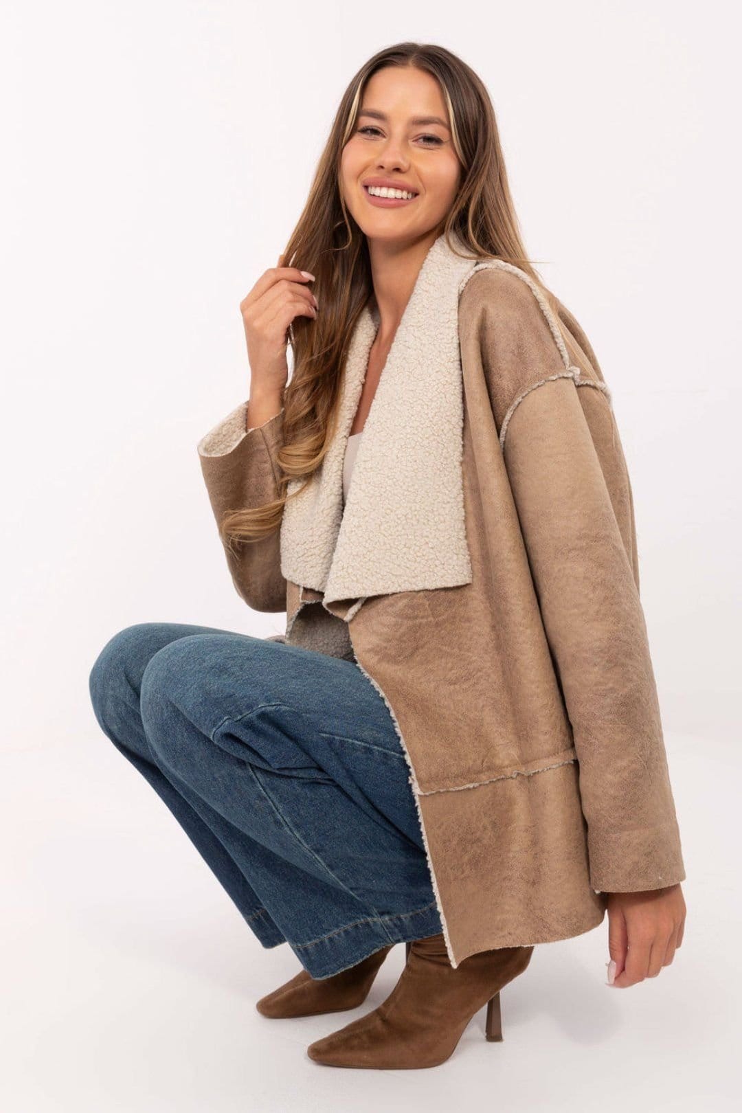 Love Lace Love Lace Women's Casual Fur Trim Polyester Jacket for Winter in Beige - 4