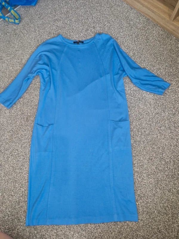 Jaeger Size small jaeger shift dress with pockets