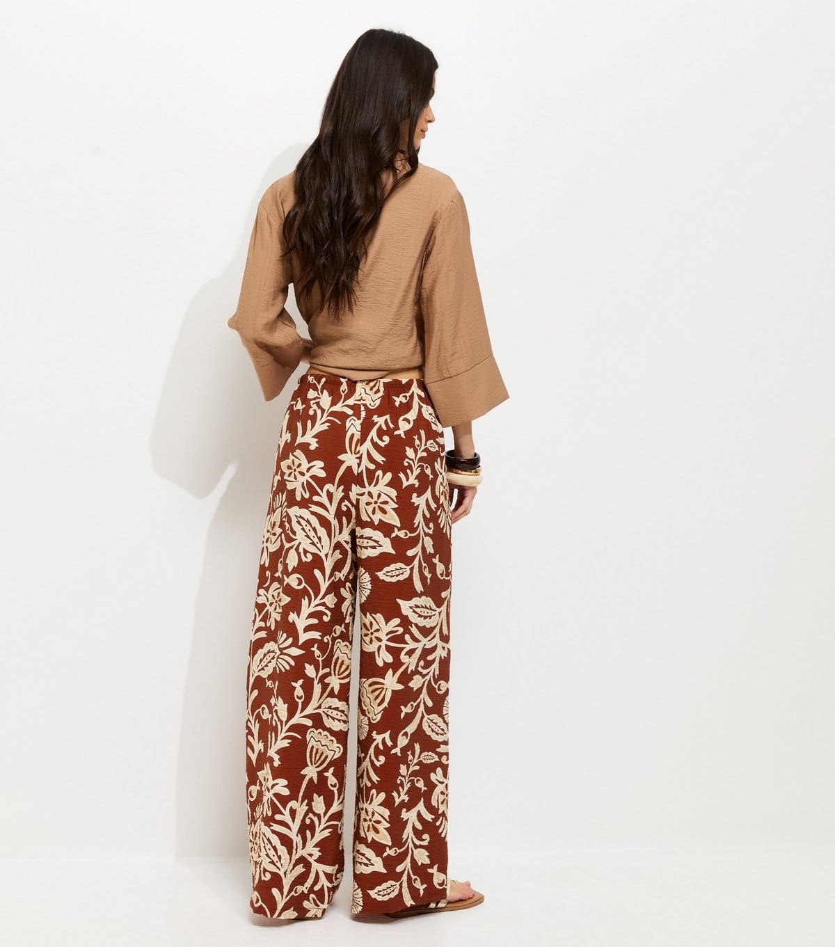 New Look Women's Red Folk Leaf Print Wide Leg Trousers New Look - 4