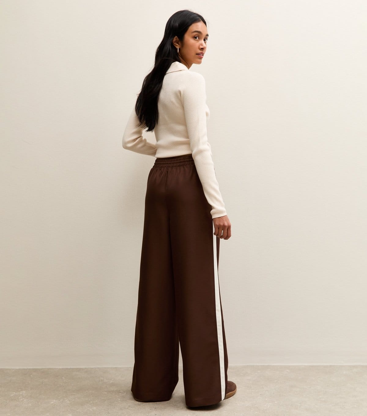New Look Women's Dark Brown Side Stripe Wide Leg Trousers New Look - 4