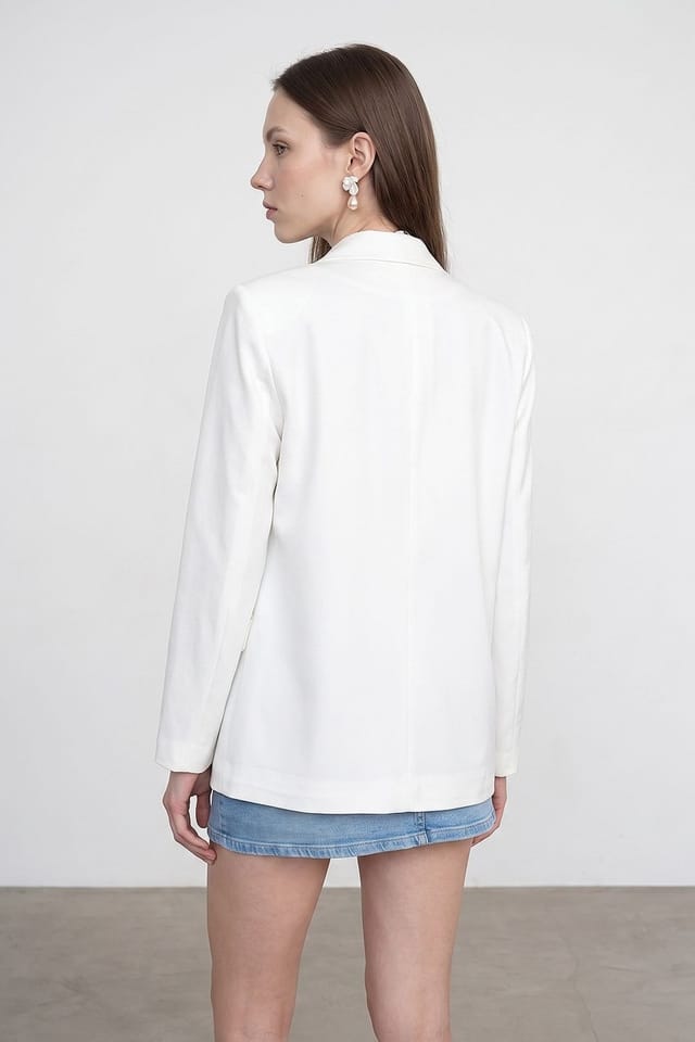 Dilvin Dilvin Women's Long Satin Shawl-collar Blazer in Off-White - 3