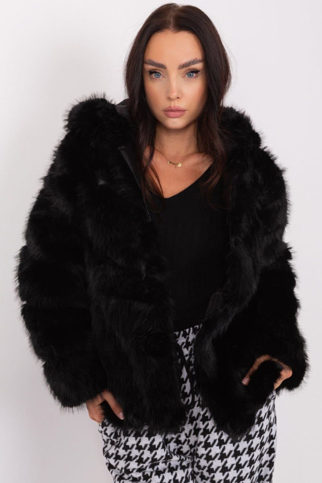 Love Lace Love Lace Women's Hooded Faux Fur Jacket in Black