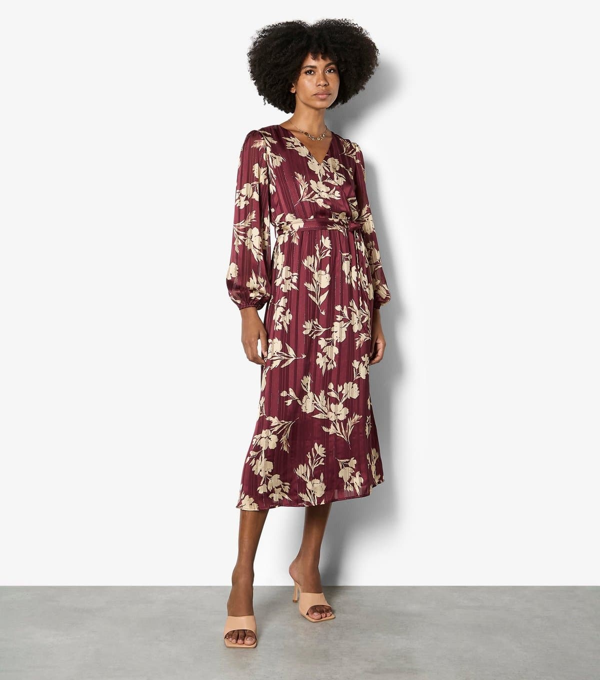 Apricot Women's Burgundy Floral Long Sleeve Midaxi Dress Apricot New Look