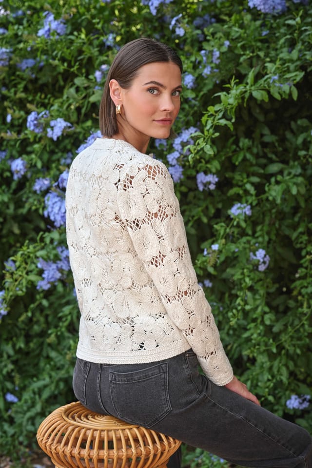 Pure Collection Pure Collection Women's Crochet Jacket in Off-White - 3