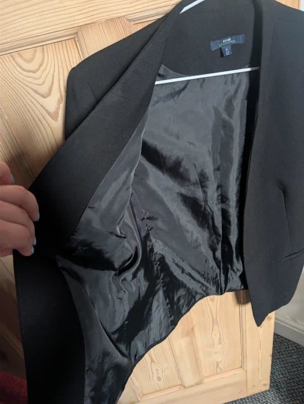 Kiabi Chic Minimalist Black Blazer - Kiabi Eco-Conception