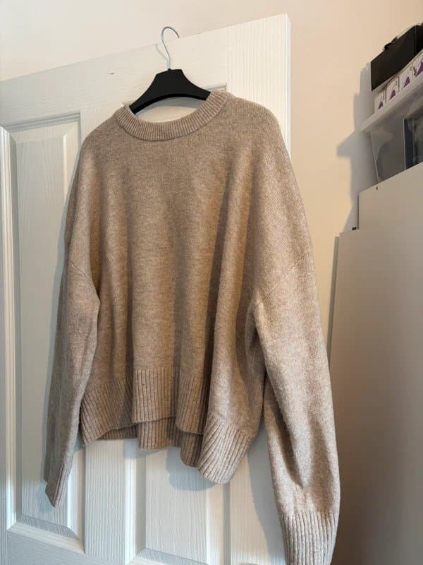 New Look Camel jumper.