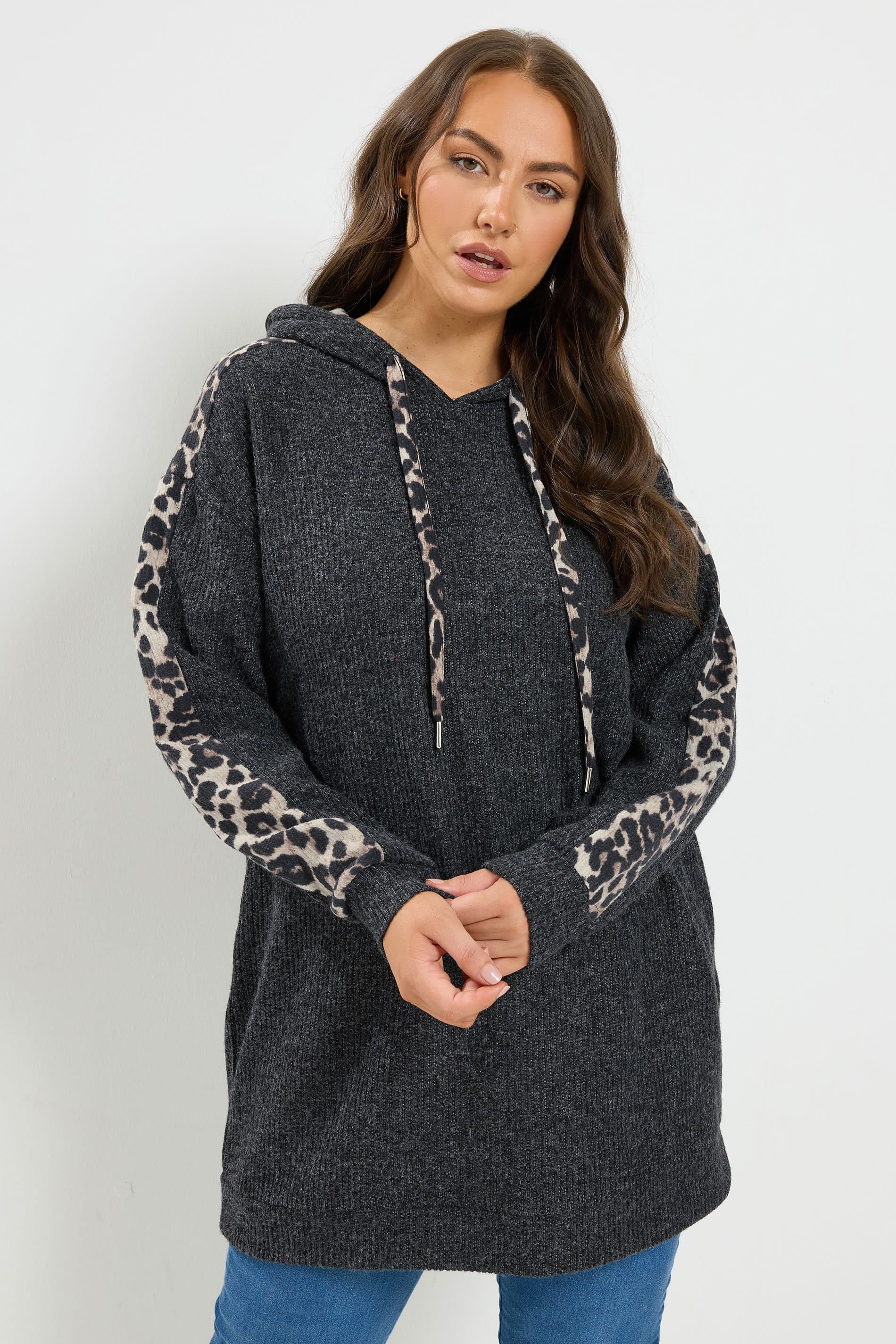 Yours Plus Size Grey Leopard Print Hoodie