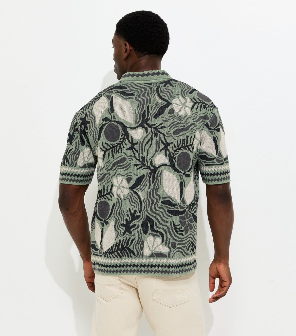 Only and Sons Men's Light Green Relaxed Jacquard Short Sleeve Shirt Only and Sons New Look - 4
