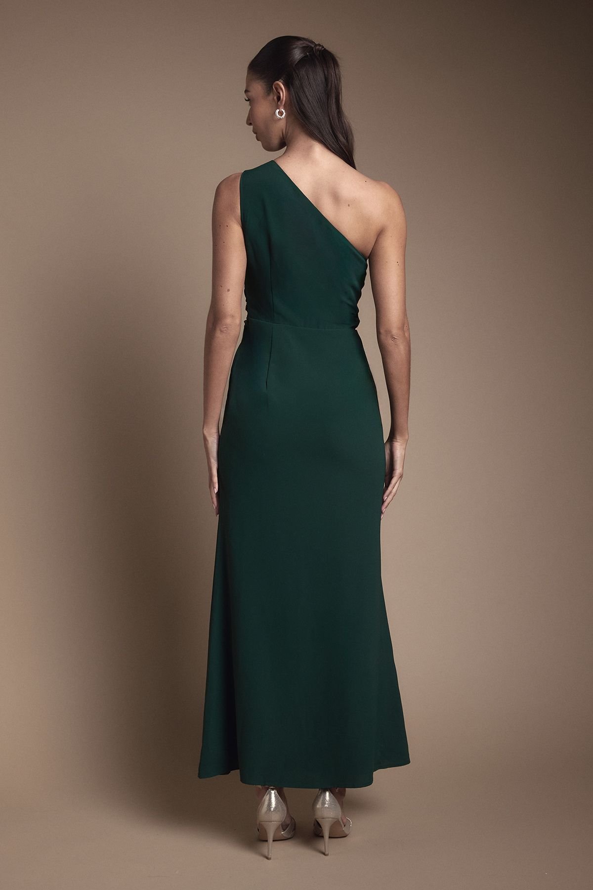Coast Coast Women's One Shoulder Sash Waist Maxi Bridesmaid Dress in Emerald - 3