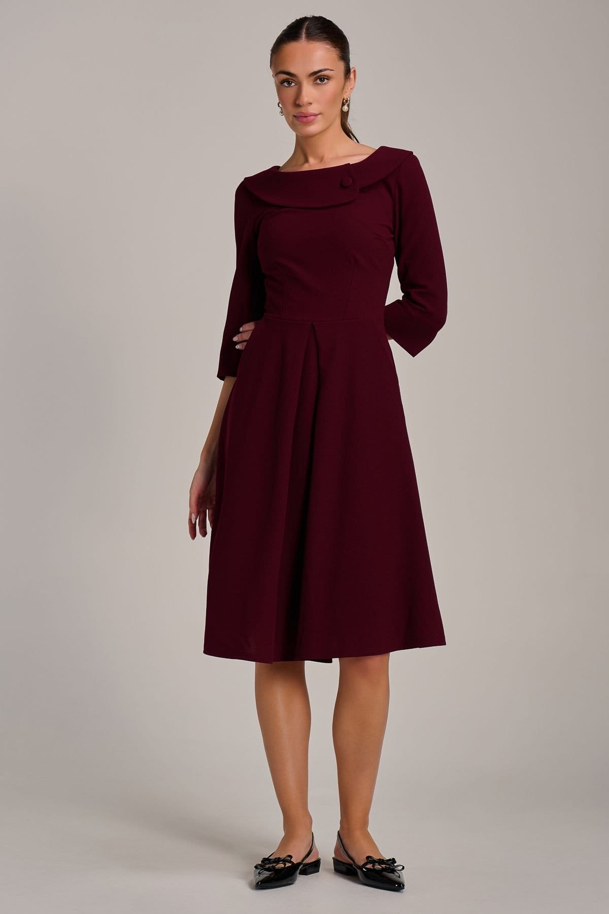 Jolie Moi Jolie Moi Women's Fold Collar Button Detail Dress in Burgundy - 4