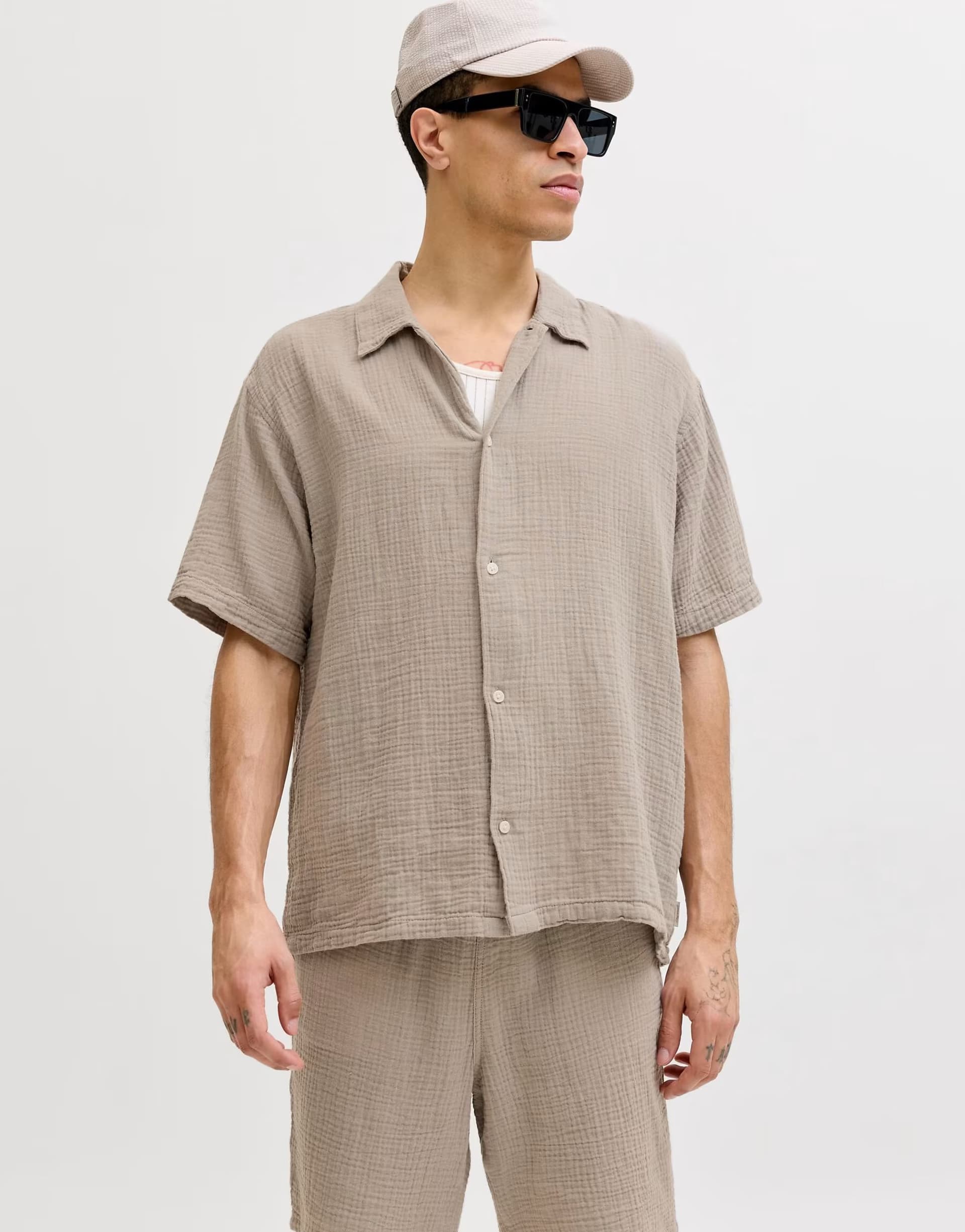 ASOS Jack & Jones Resort shirt in vintage khaki