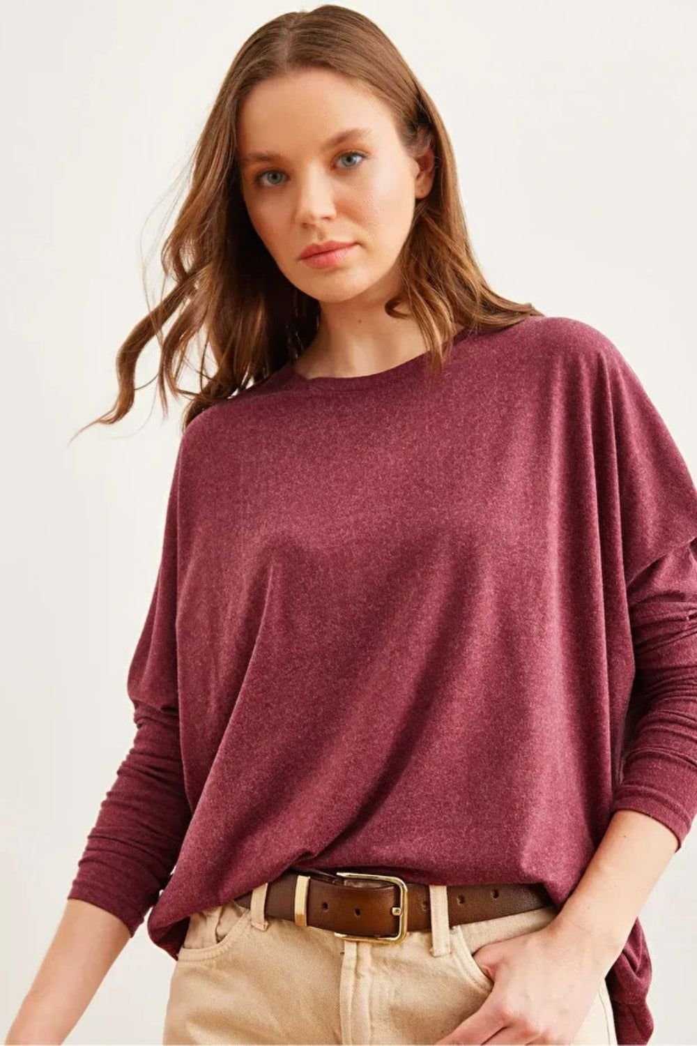 HOXTON GAL HOXTON GAL Women's Regular Fit Crew Neck Batwing Wool Sweater in Burgundy - 3