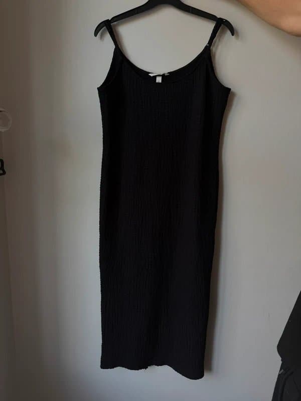H&M H&M Black Textured Midi Cami Dress – Size L