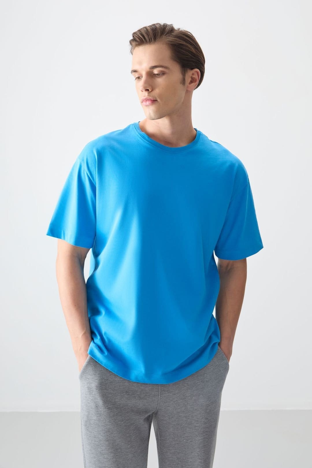 Tommy Life Tommy Life Men's Oversized Cotton Crew Neck T-Shirt in Bright Blue - 4