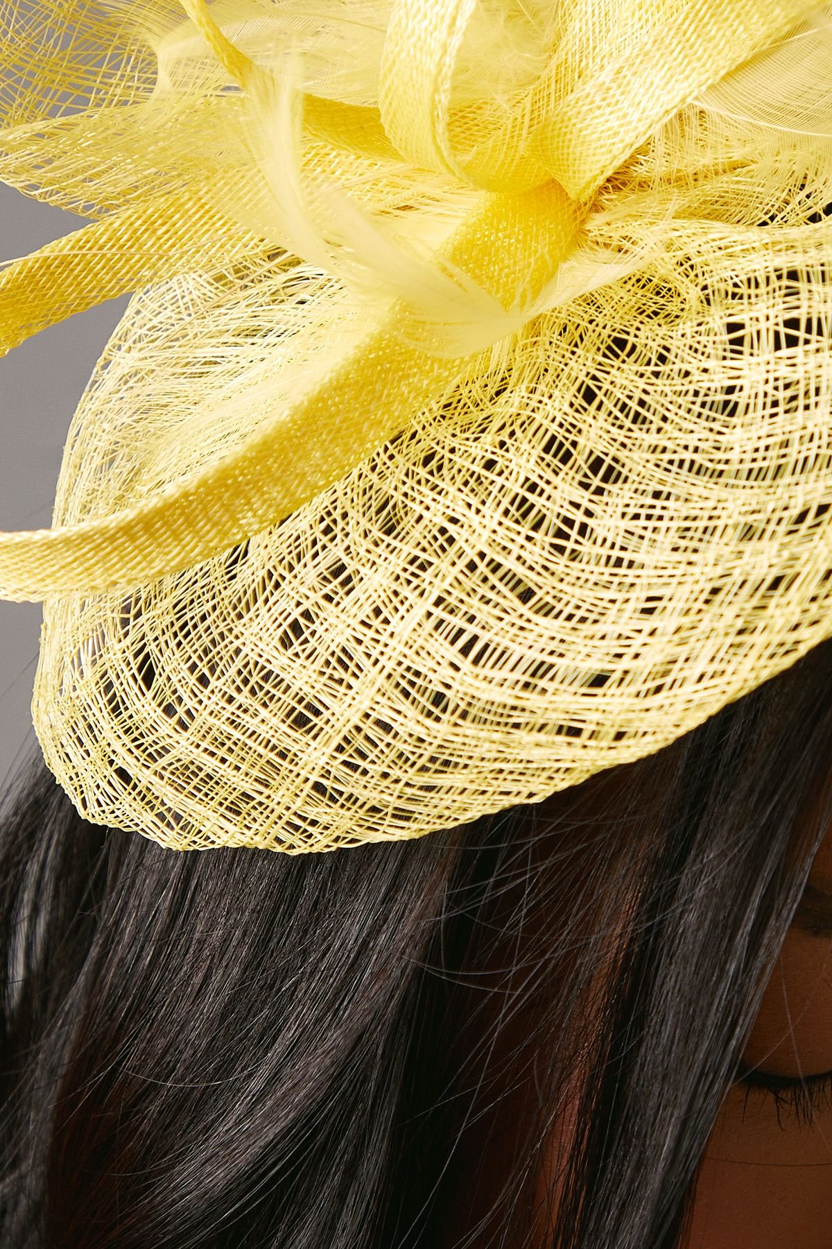 Coast Coast Women's Open Weave Bow & Feather Fascinator in Yellow - 3