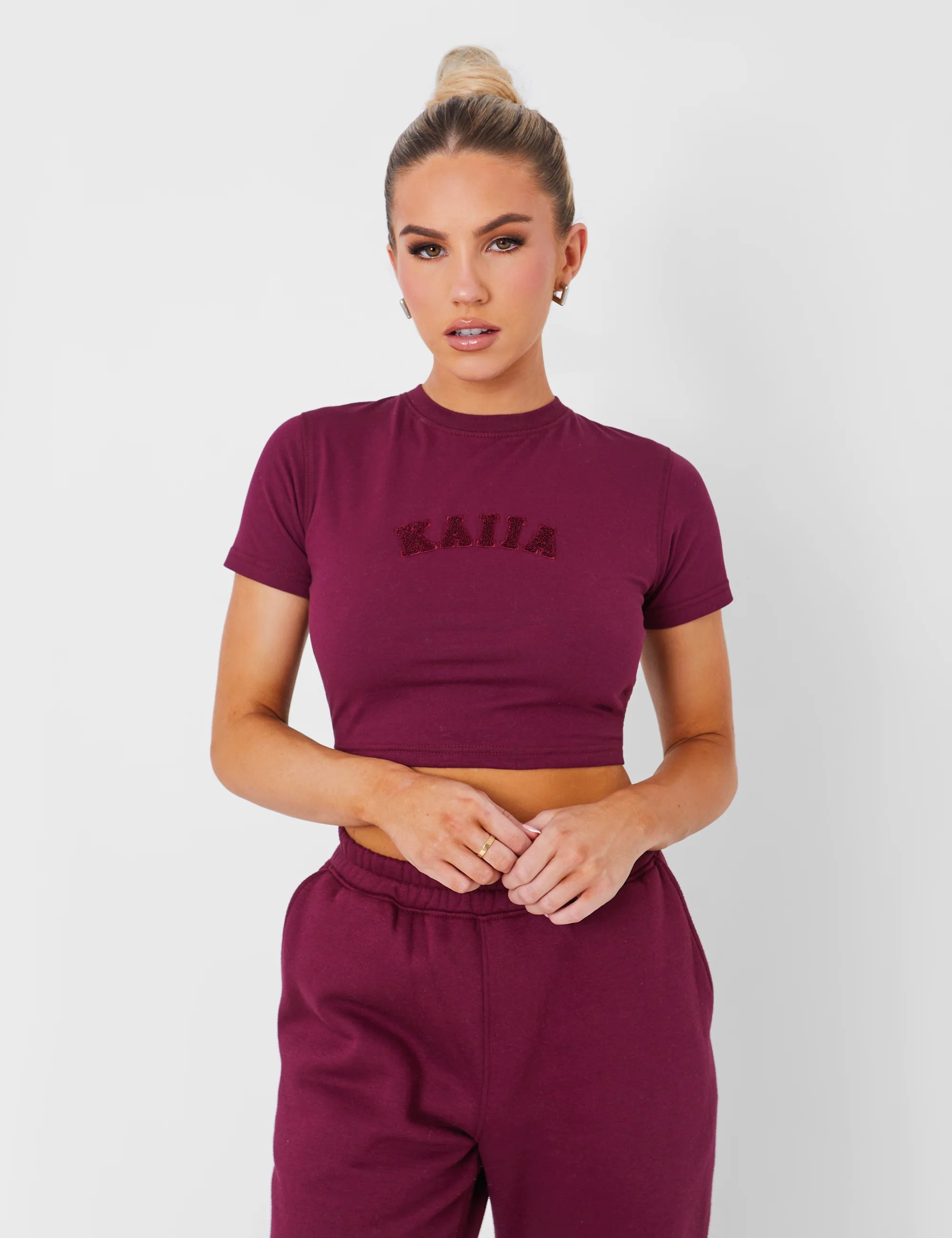 Kaiia Kaiia Slogan Baby Tee Deep Burgundy - 4