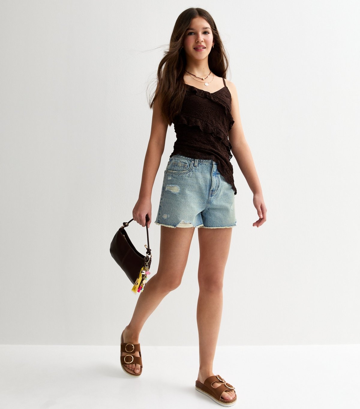 New Look Girls' Light Blue Ripped Denim Mom Shorts New Look - 3