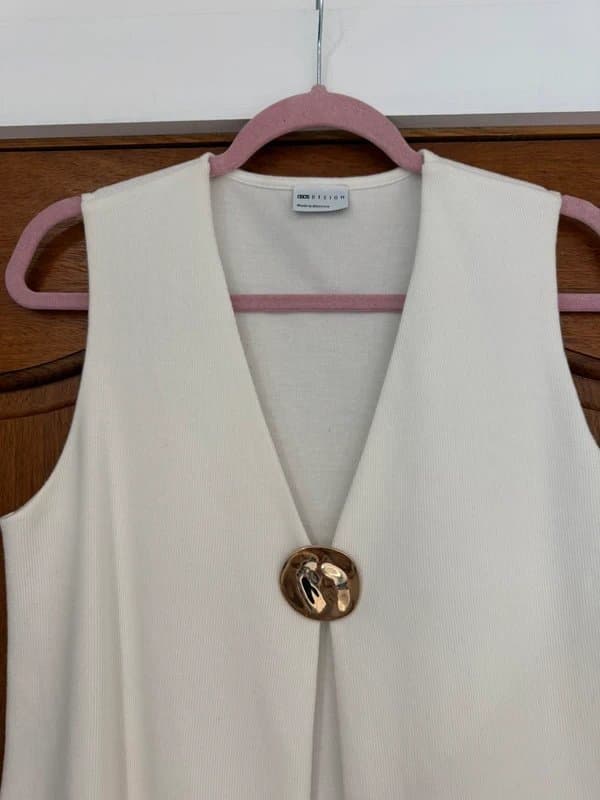 ASOS Design ASOS Design Soft Touch Longline Waistcoat With Gold Button Size M