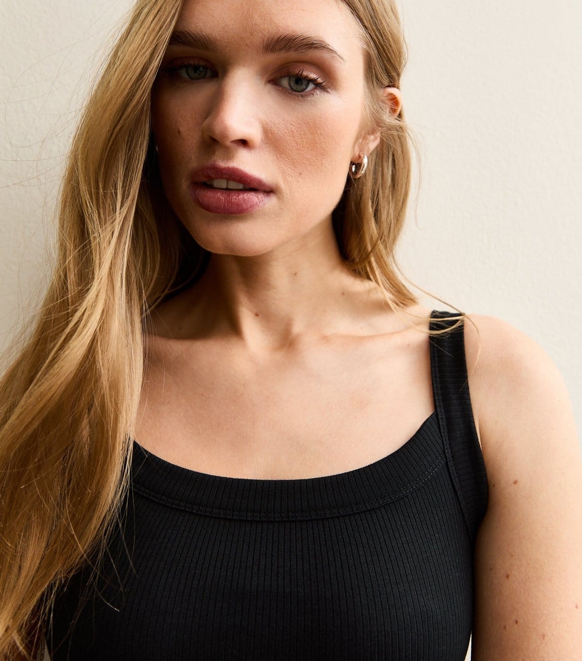 New Look Women's Black Scoop Neck Bodysuit New Look - 4