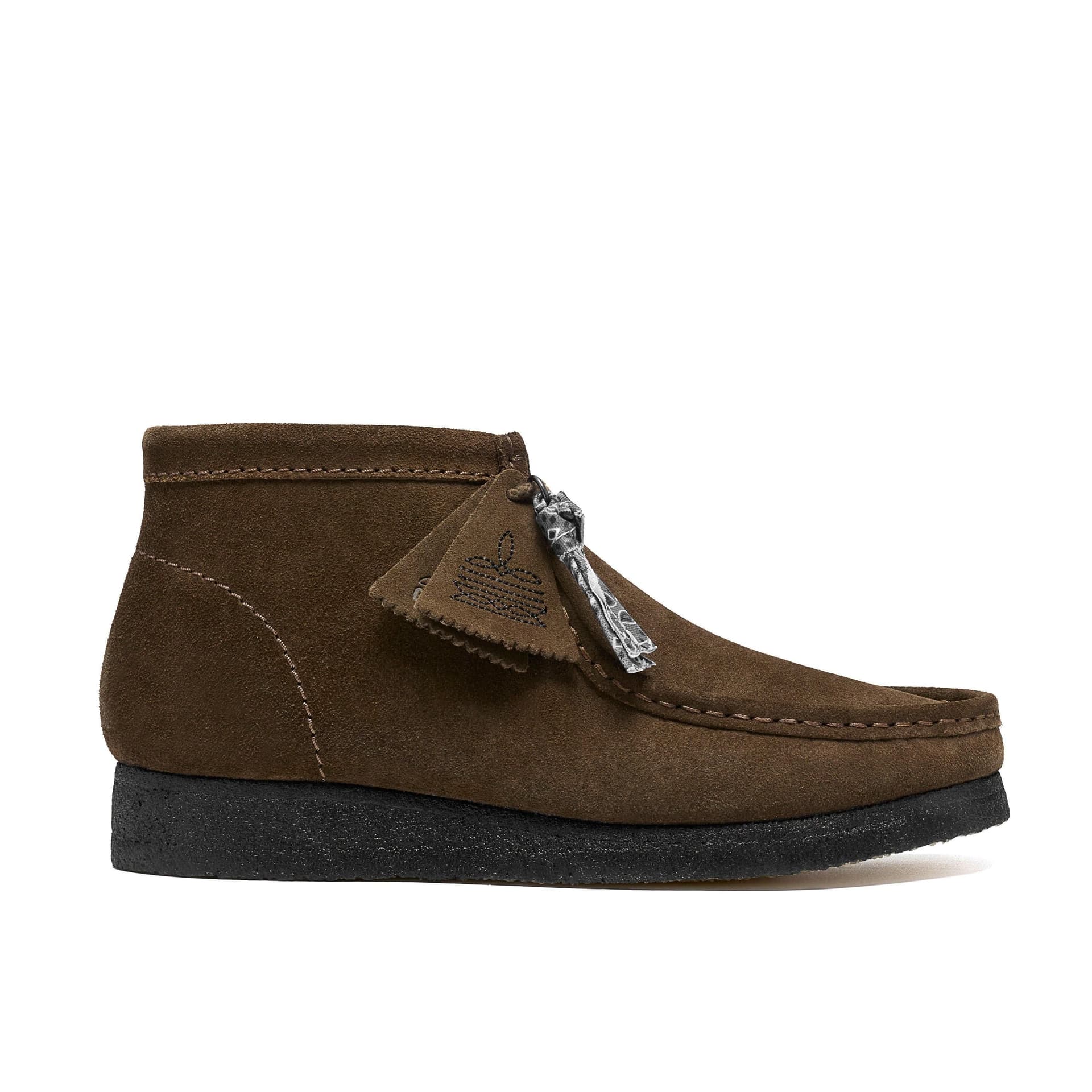 Clarks Clarks Men's Wallabee Boot Dark Olive Suede Ankle Boots, Wallabee, Lace Up in Green