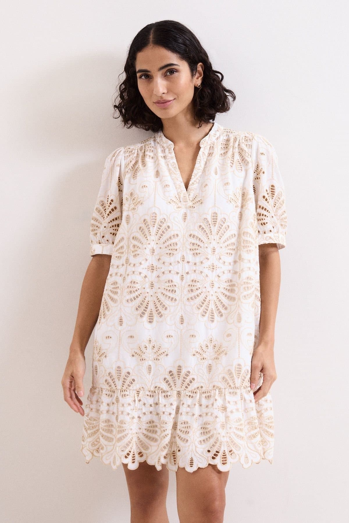 Phase Eight Phase Eight Women's Liliana Mini Dress in White