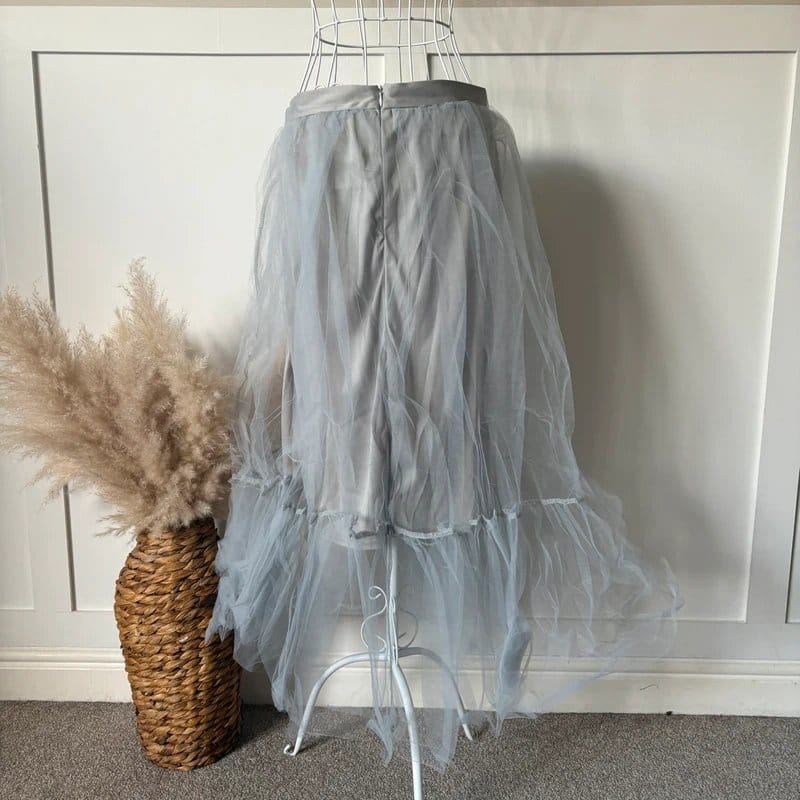 ASOS Design Grey tulle tiered maxi skirt festival Zara Larsson midnight sun summer vibe - 1
