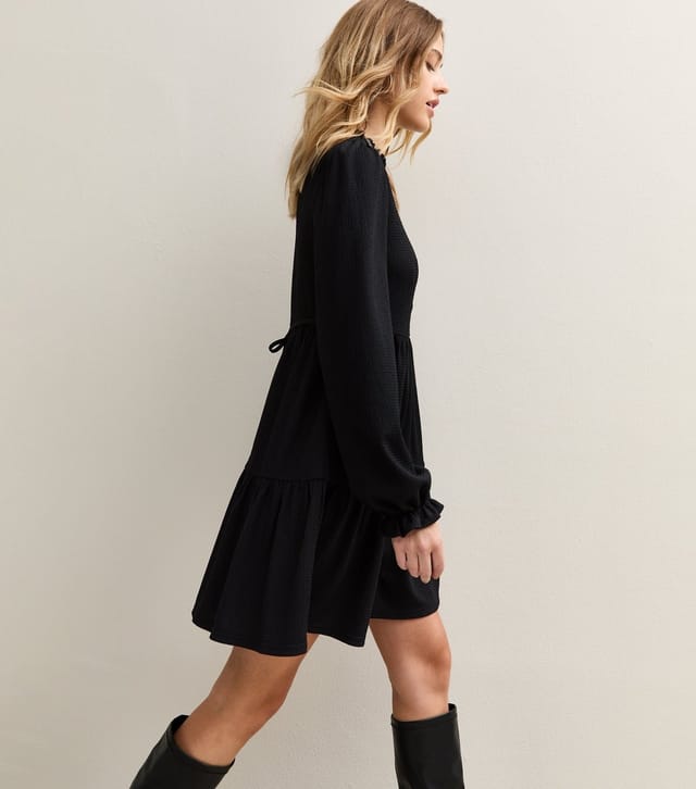 New Look Women's Black Smocked Tiered Mini Dress New Look - 2