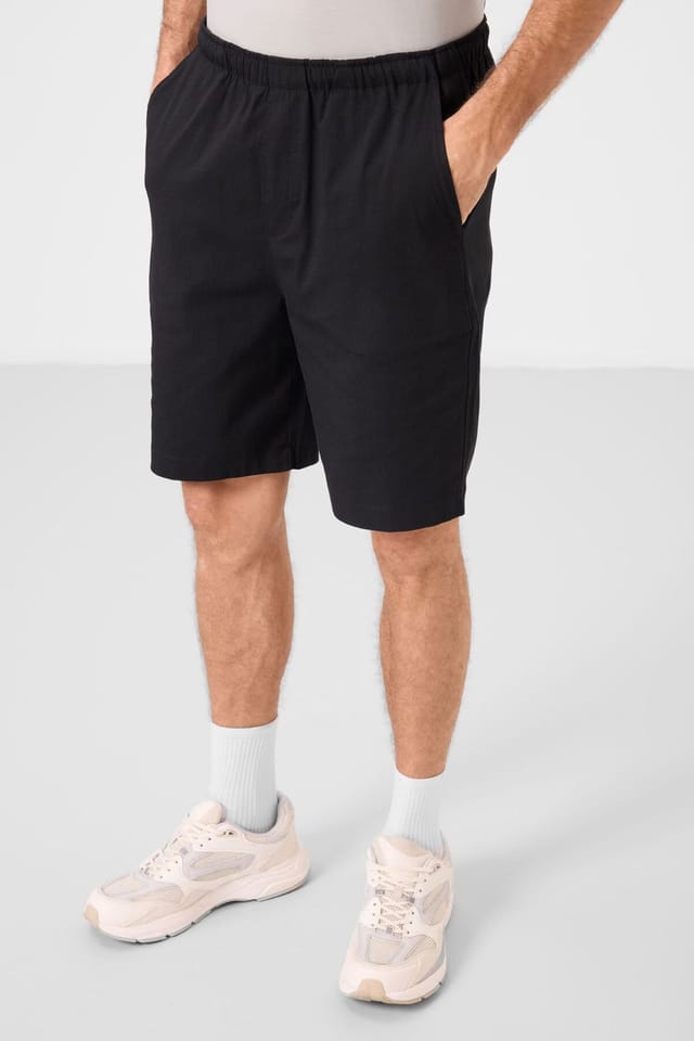 Tommy Life Tommy Life Men's Chino Shorts in Black - 2