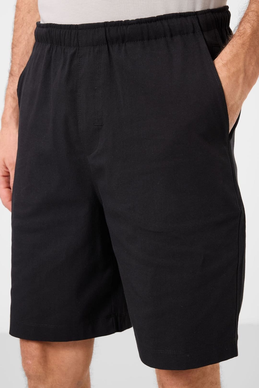 Tommy Life Tommy Life Men's Chino Shorts in Black - 4
