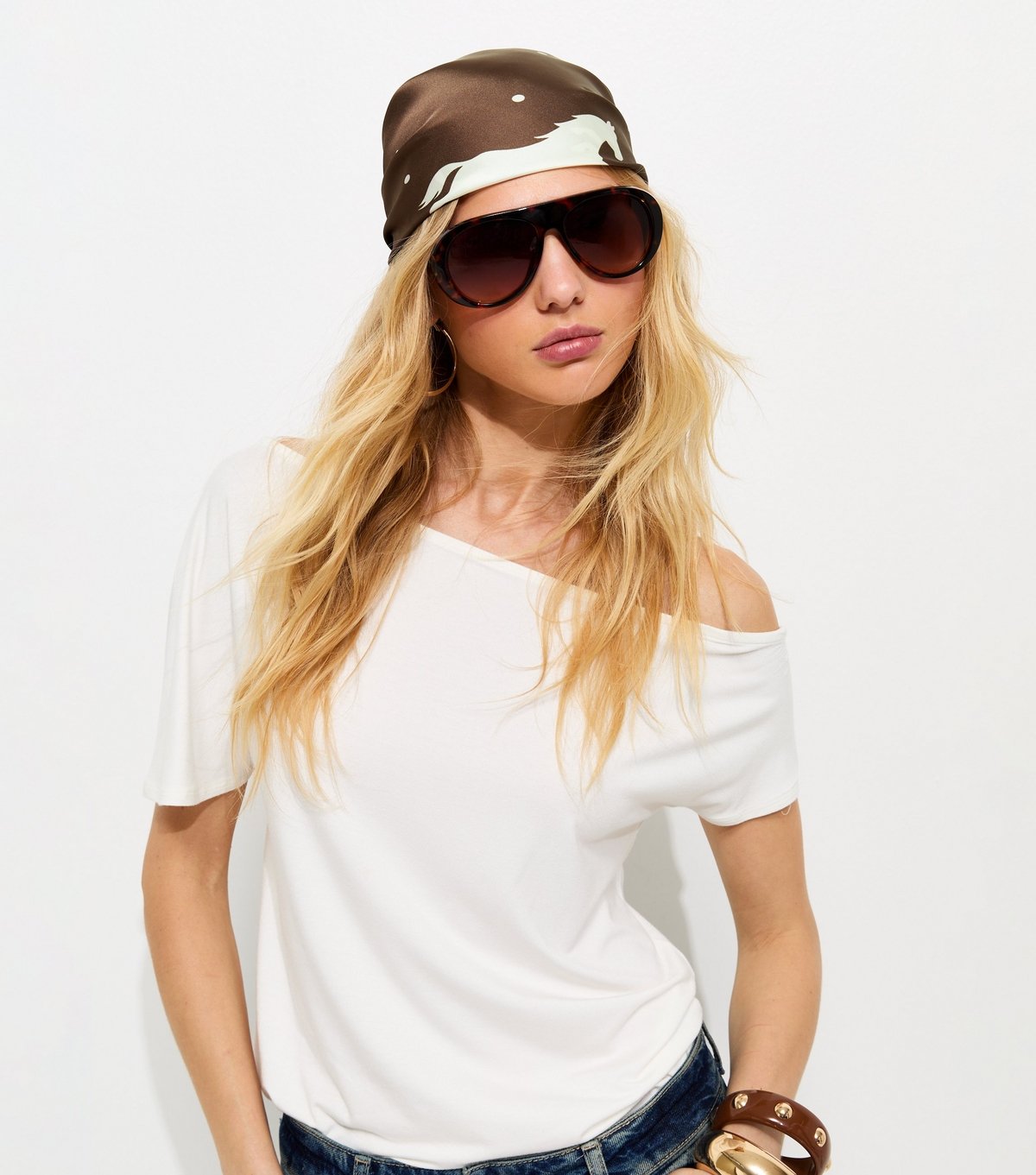 New Look Brown Horseshoe Print Satin Scarf New Look - 2