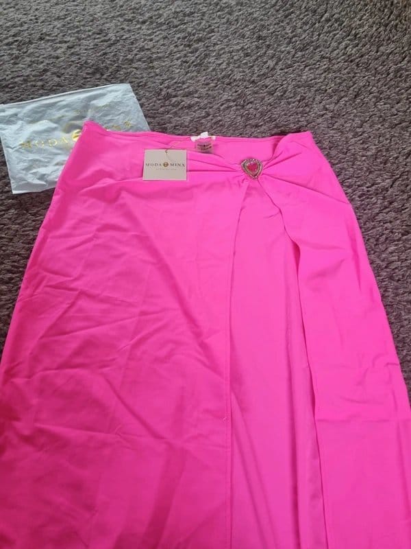 Moda Minx Hot Pink Rhinestone Sarong Size M/L