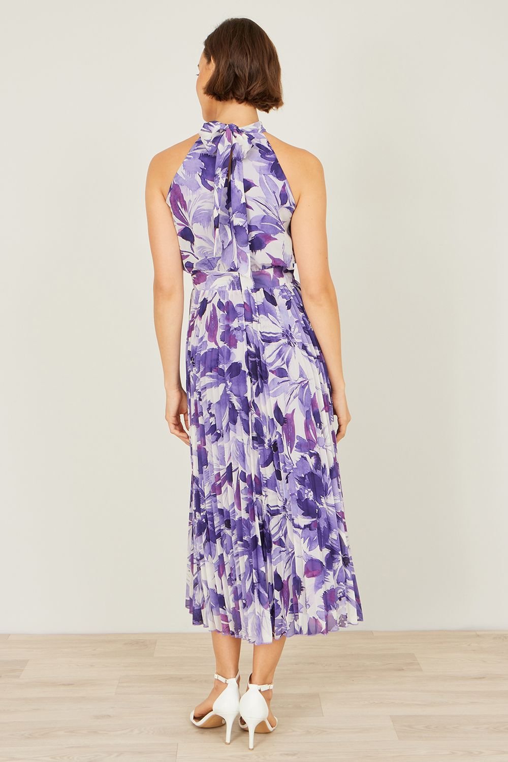 Yumi Yumi Women's Purple Abstract Floral Halter Neck Pleated Midi Dress - 4