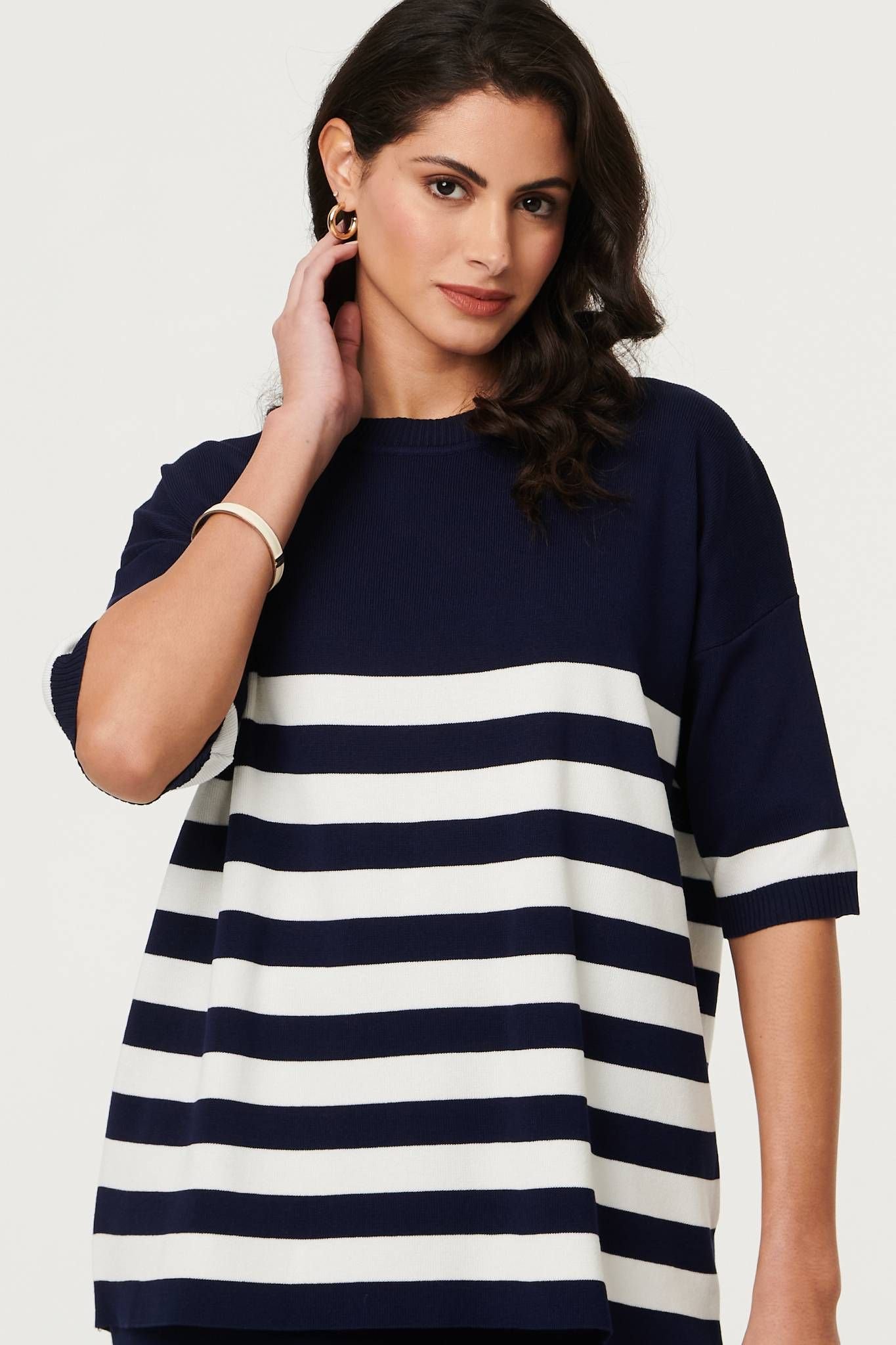 Izabel London Izabel London Women's Knit Texture Relaxed Top & Trousers Set in Navy - 2