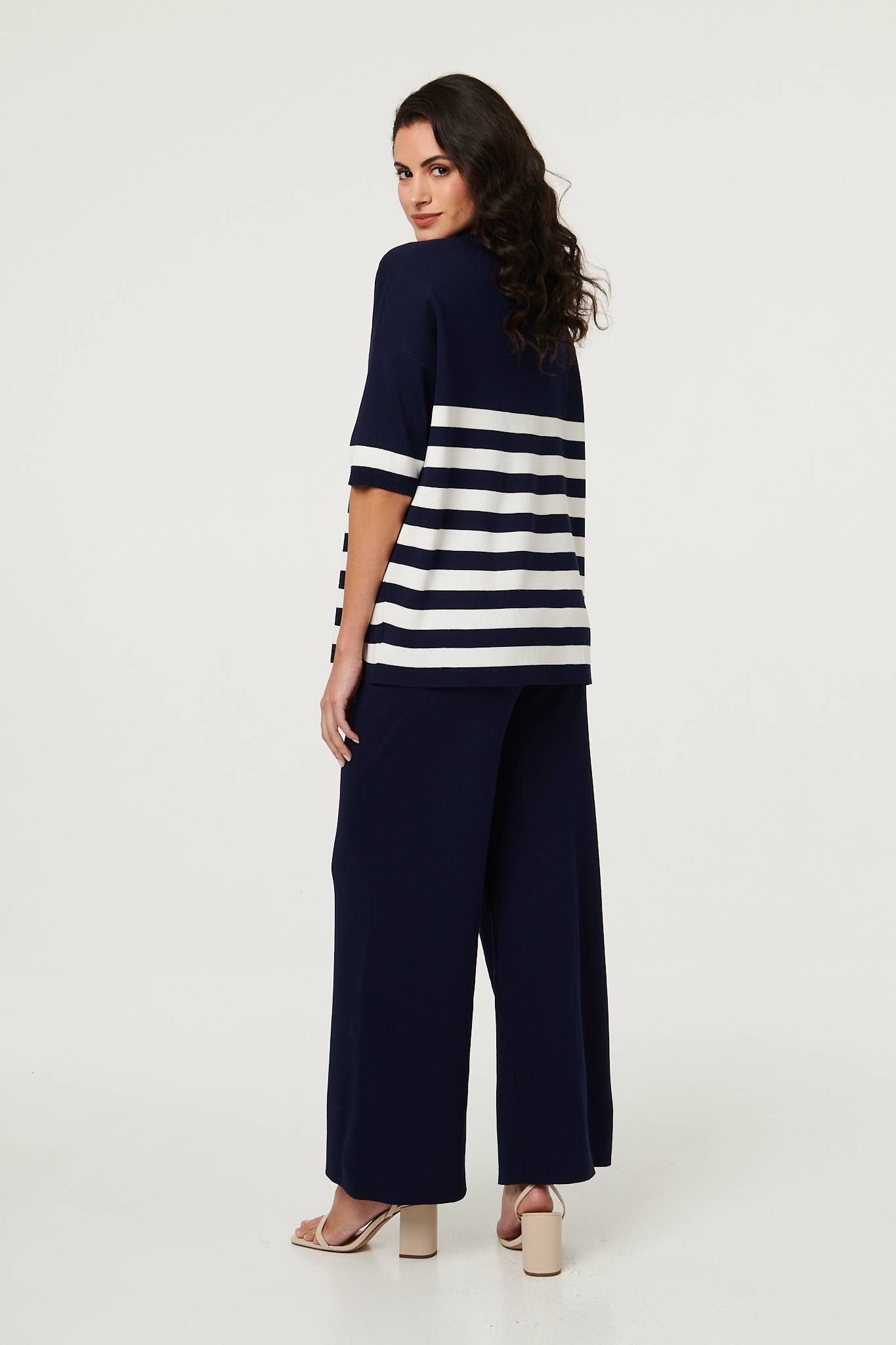 Izabel London Izabel London Women's Knit Texture Relaxed Top & Trousers Set in Navy - 3