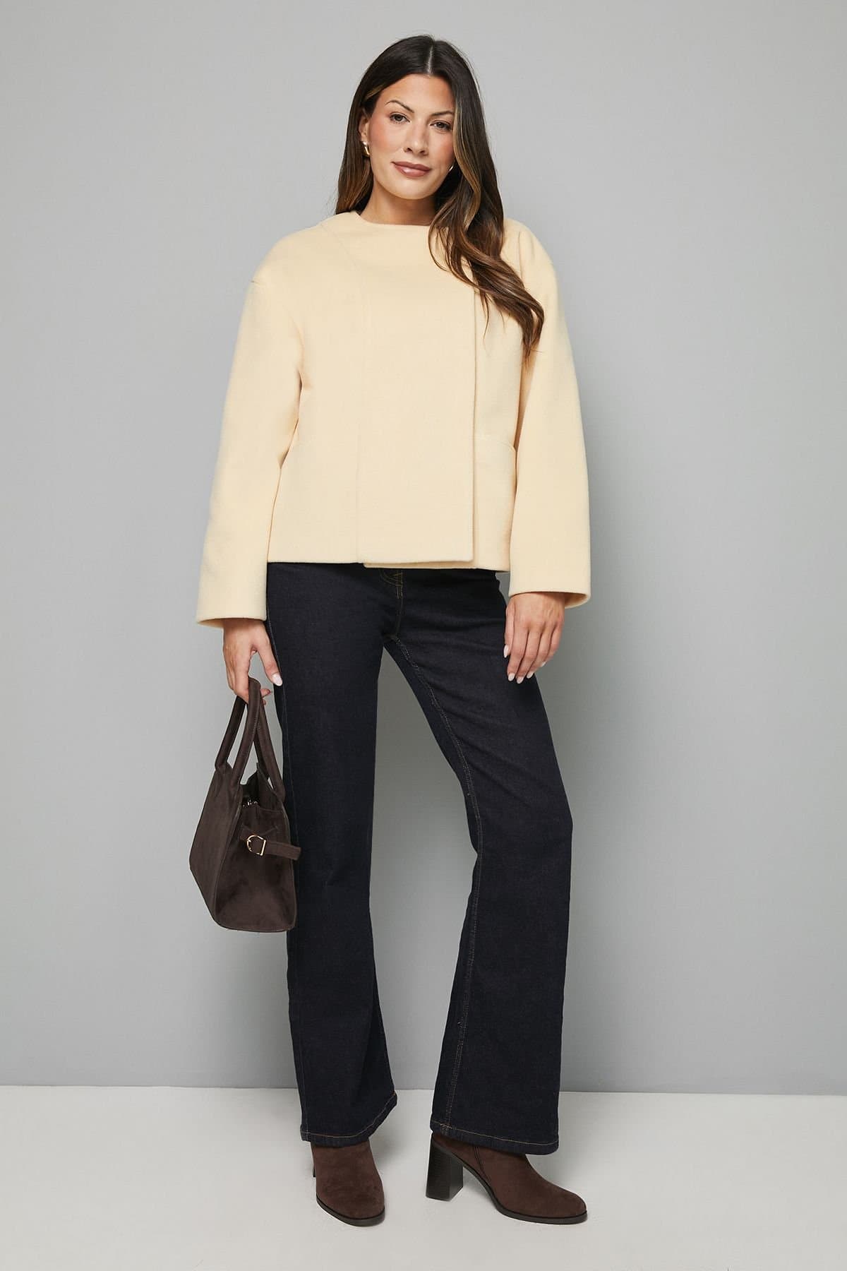 Wallis Wallis Women's Short One Button Jacket in Yellow