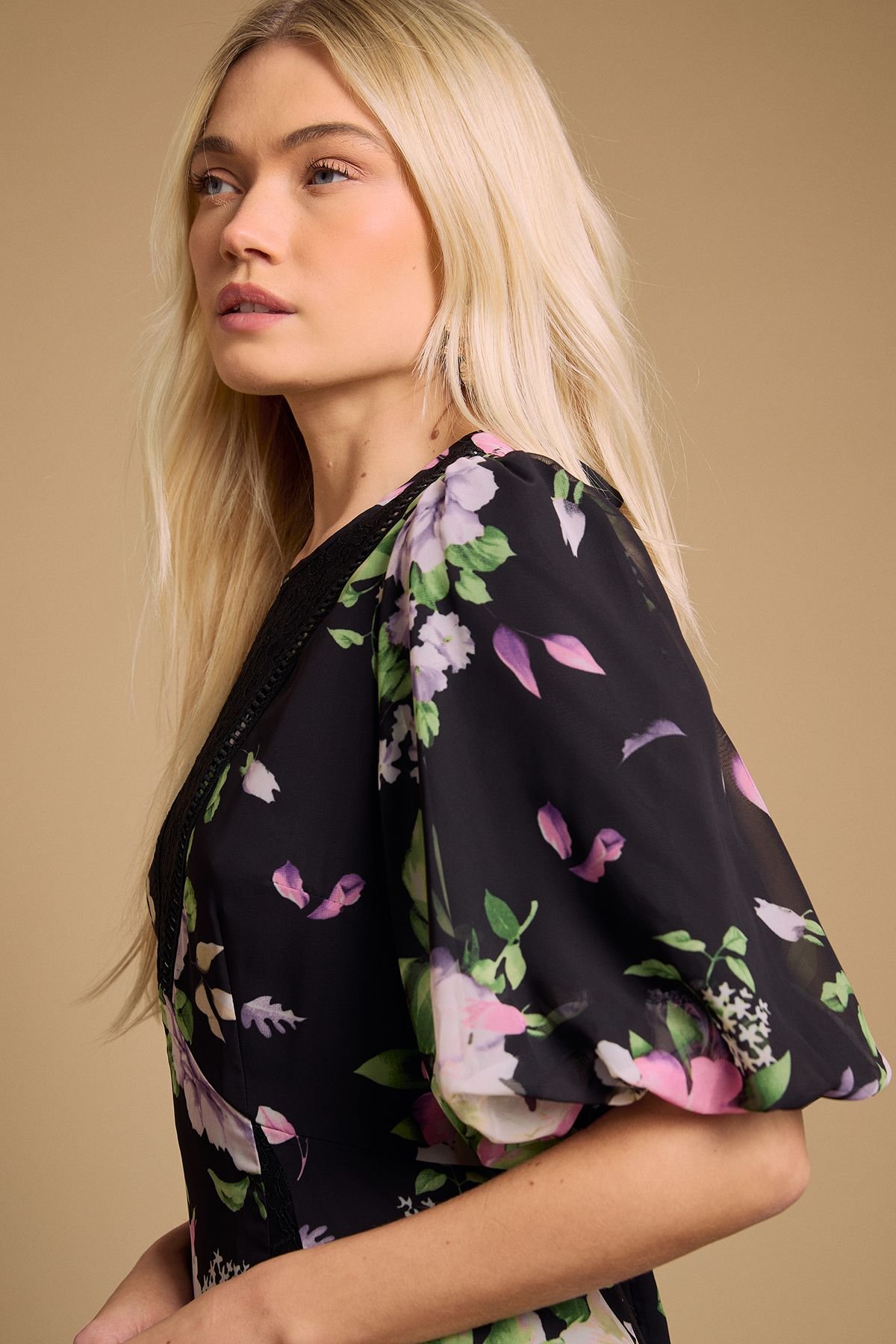 Oasis Oasis Women's Lace Fit & Flare Midi Dress in Black - 4