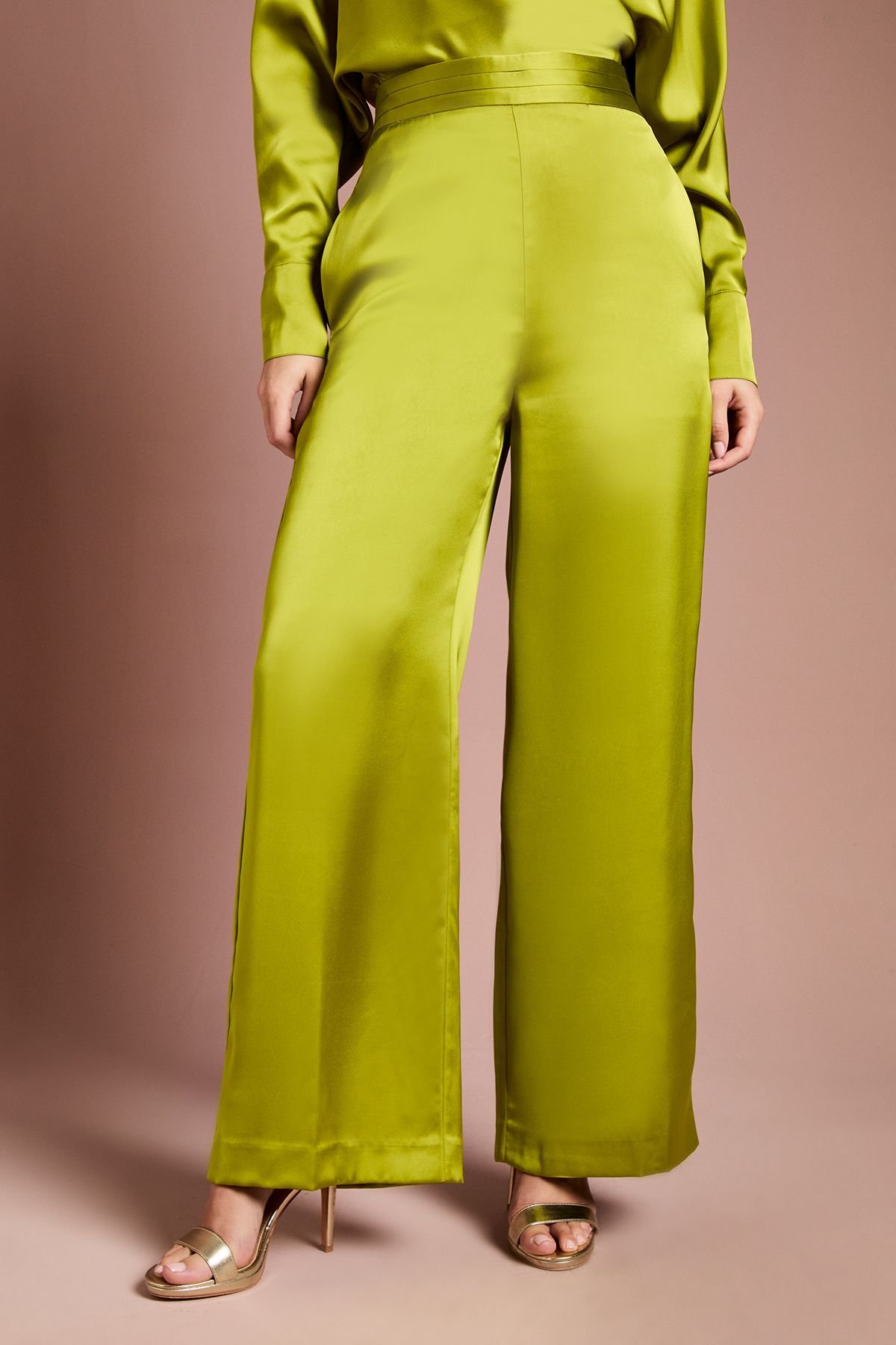 Coast Coast Women's Wide Leg Satin Trouser in Chartreuse - 2