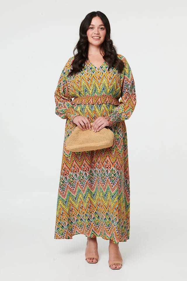 Izabel London Izabel London Women's Curve Abstract Long Sleeve Maxi Dress in Green - 2